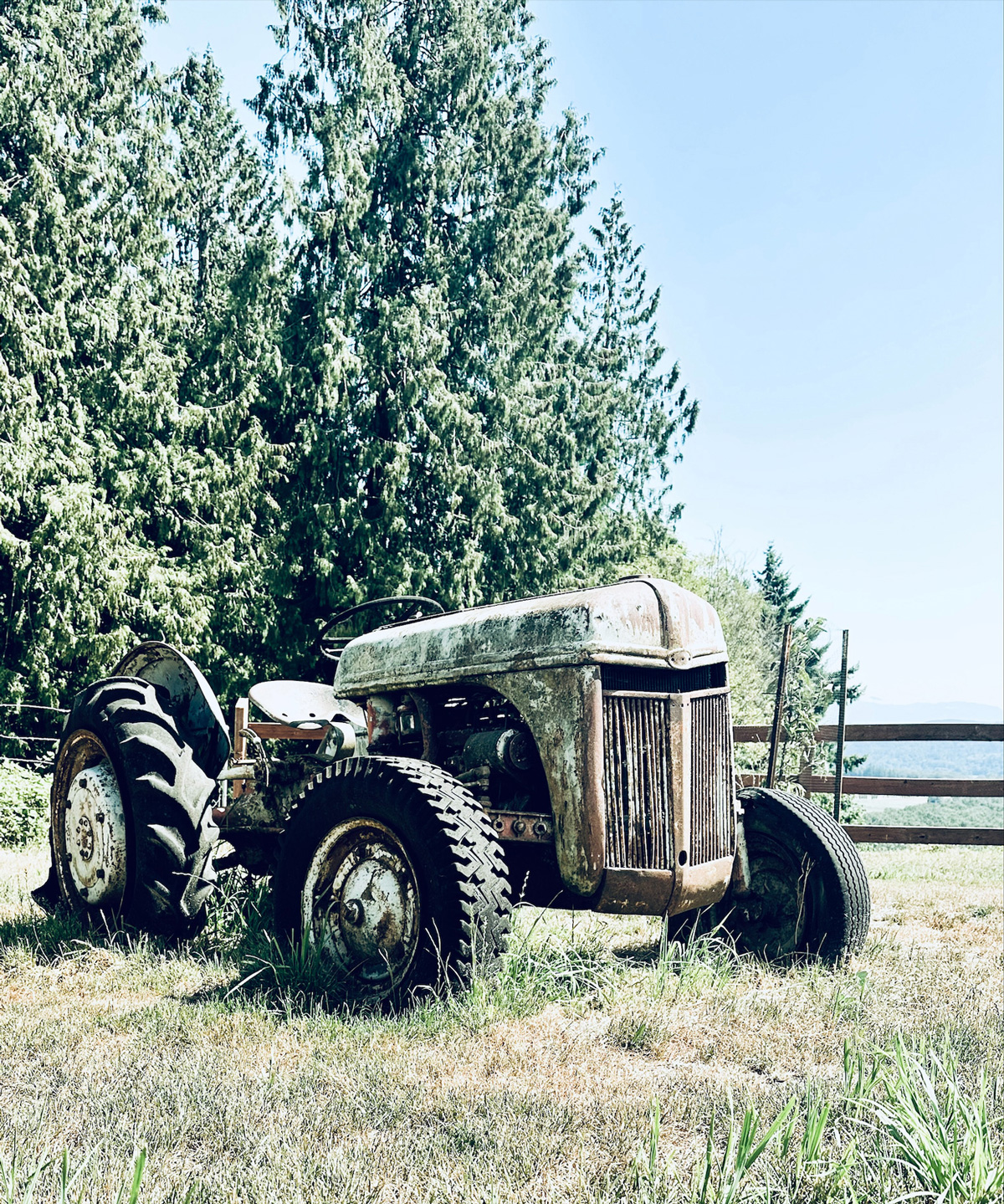 theview-tractor-crop
